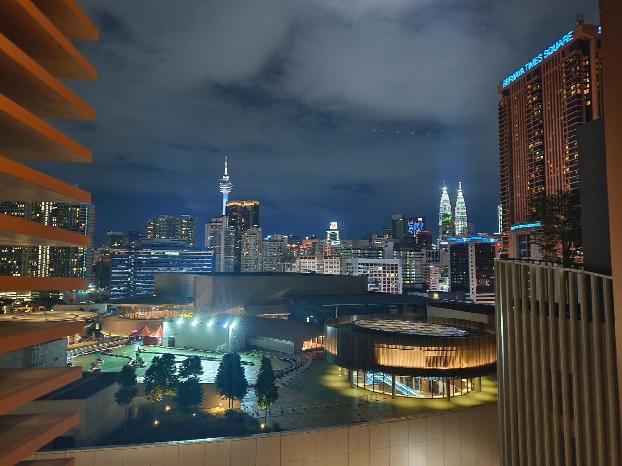 Lucentia Suites Klcc By City View Kuala Lumpur Zewnętrze zdjęcie