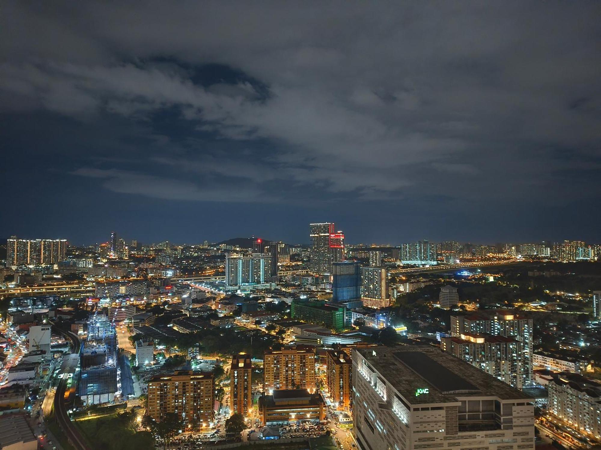 Lucentia Suites Klcc By City View Kuala Lumpur Zewnętrze zdjęcie