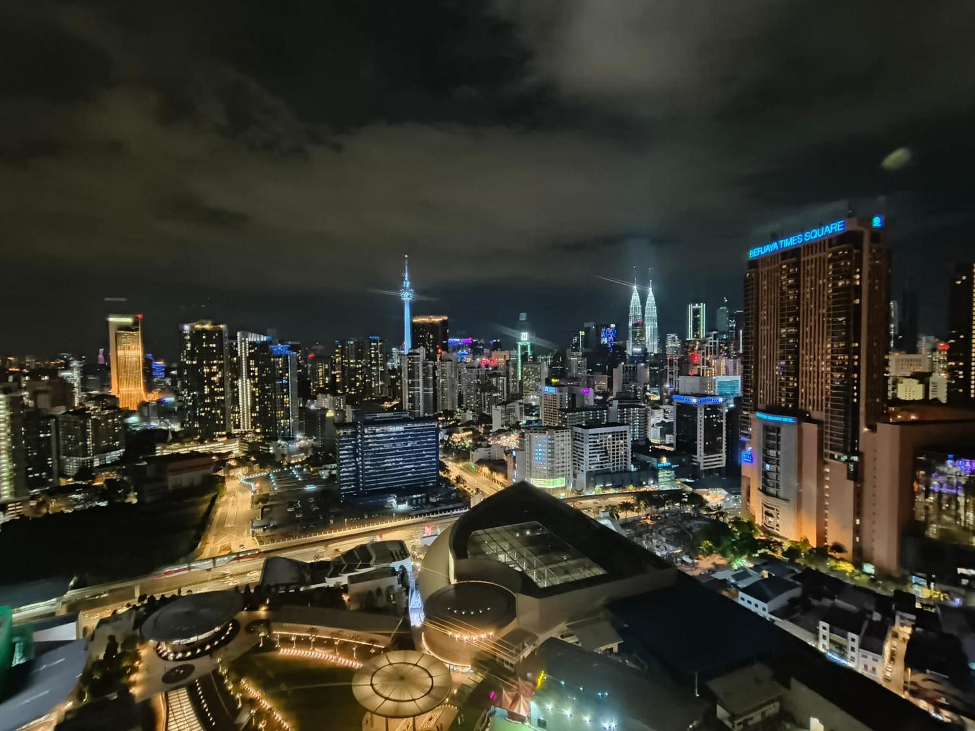 Lucentia Suites Klcc By City View Kuala Lumpur Zewnętrze zdjęcie