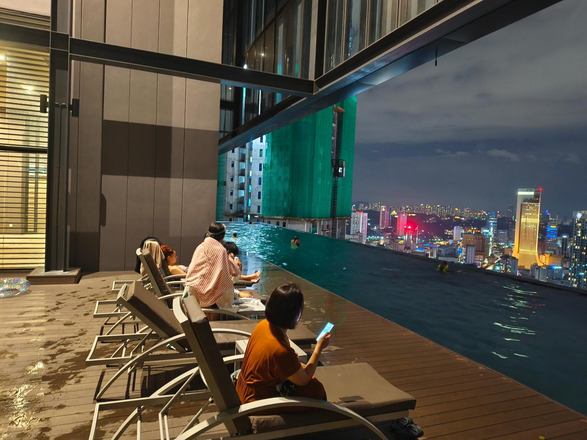 Lucentia Suites Klcc By City View Kuala Lumpur Zewnętrze zdjęcie